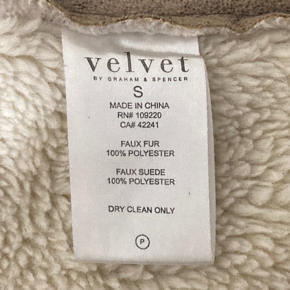 Velvet by Graham & Spencer Faux Fur Sherpa Open Front Vest with Pockets, Size S - Picture 7 of 8